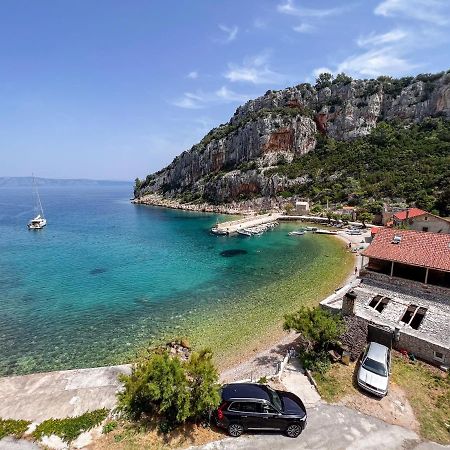 Apartment Cesare 3 Zastražišće Екстериор снимка