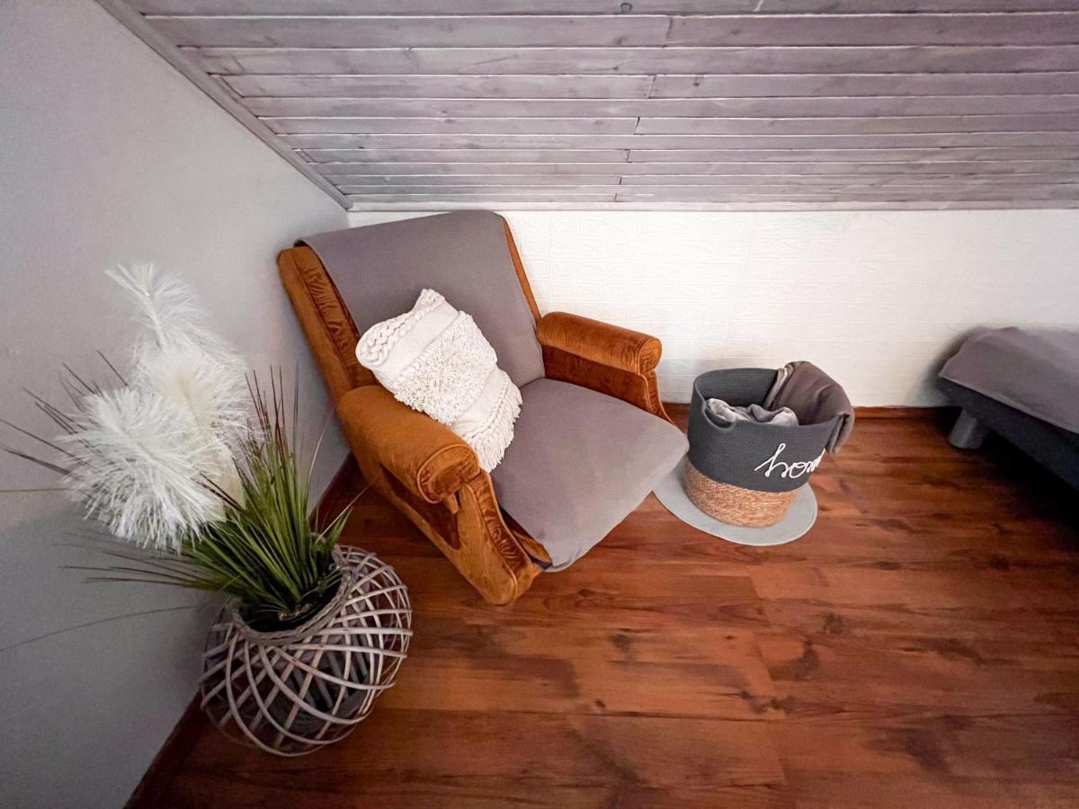 Apartment Cesare 3 Zastražišće Екстериор снимка