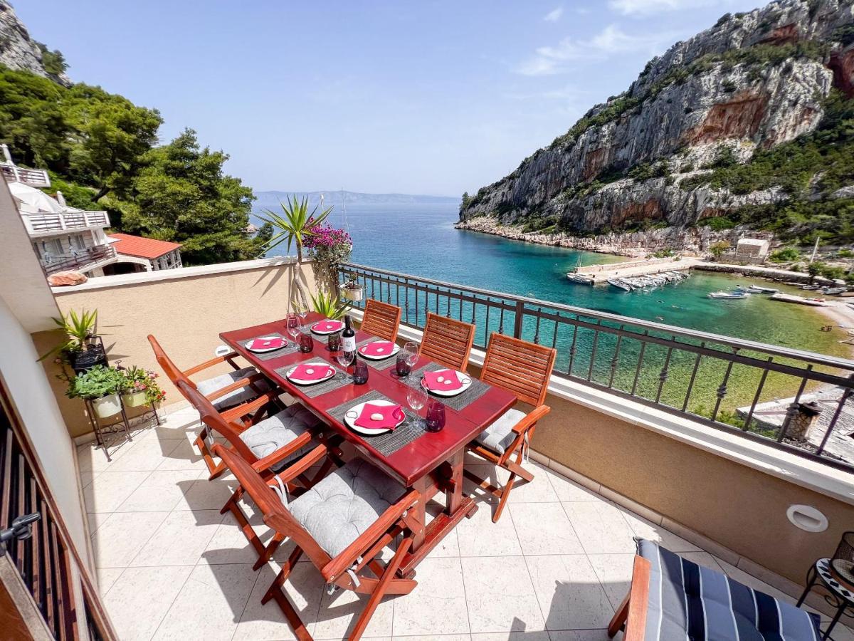 Apartment Cesare 3 Zastražišće Екстериор снимка