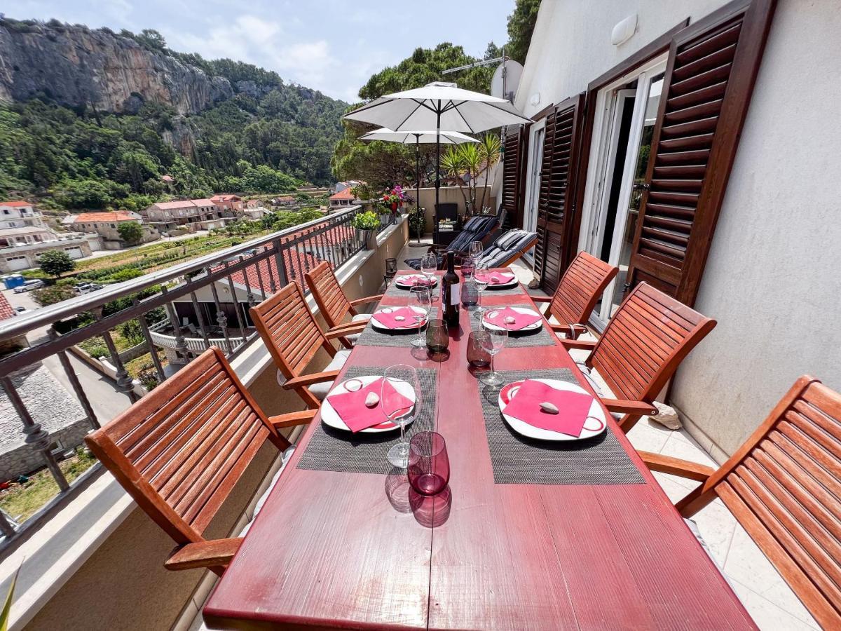 Apartment Cesare 3 Zastražišće Екстериор снимка