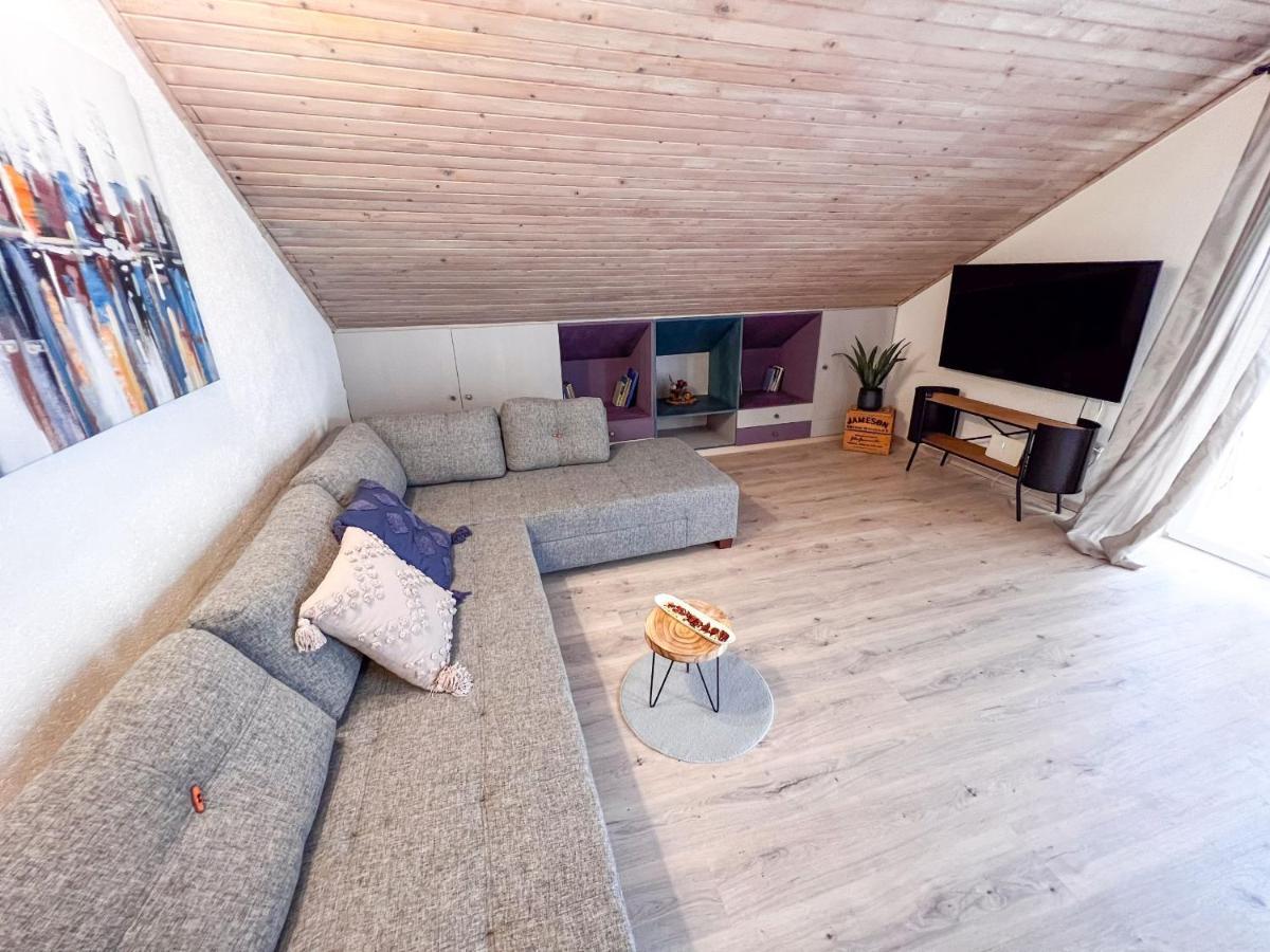 Apartment Cesare 3 Zastražišće Екстериор снимка
