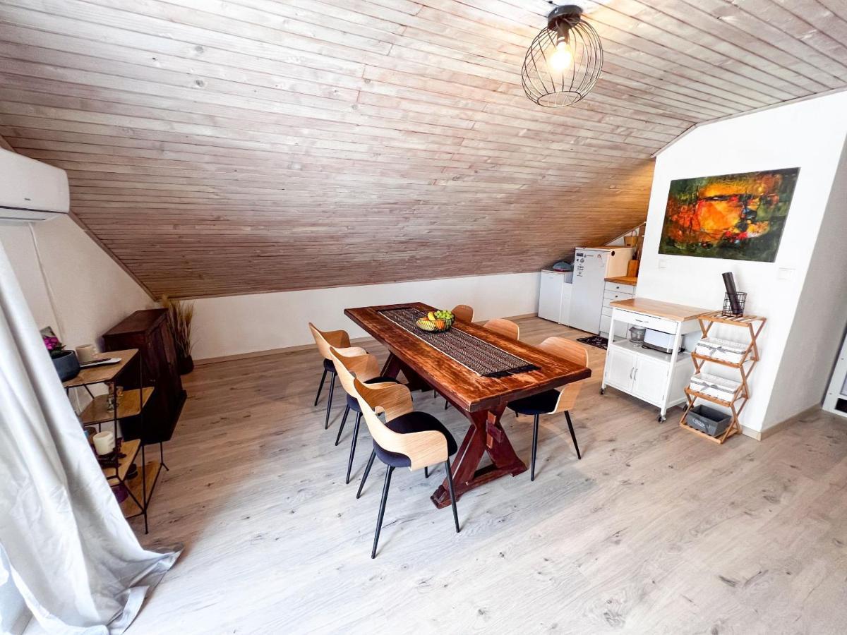 Apartment Cesare 3 Zastražišće Екстериор снимка