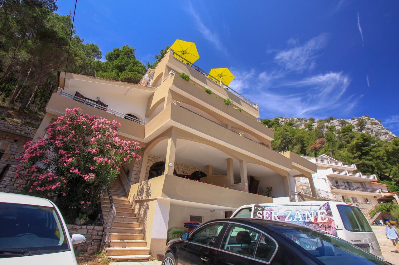 Apartment Cesare 3 Zastražišće Екстериор снимка
